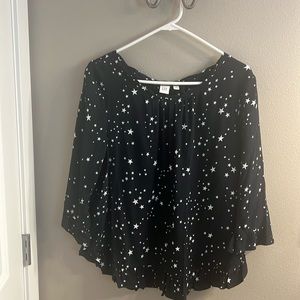 NWOT - GAP never worn darling GAP blouse!